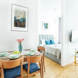 Διαμέρισμα Unique Style Old Town - 25 Min From The Airport - By Homelike, Krasków
